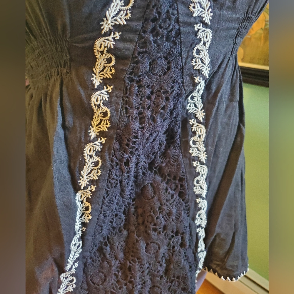 Bohemian Mind Code Black And White Embroidered Top - image 6